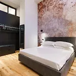 Alinari Urban Adapartment Collection *