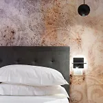 Alinari Urban Adapartment Collection